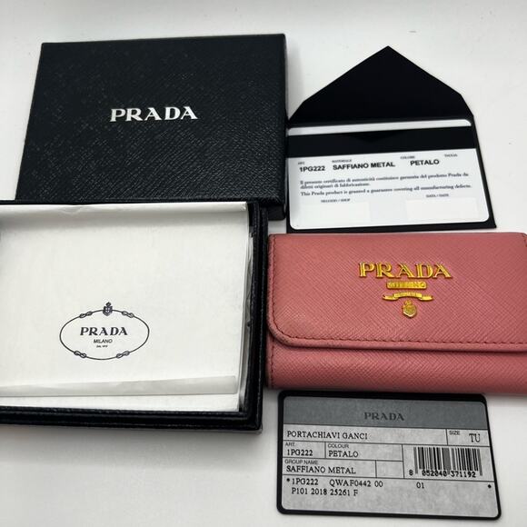 GUC Prada Pink Saffiano Leather Key Case with Box - Picture 1 of 6